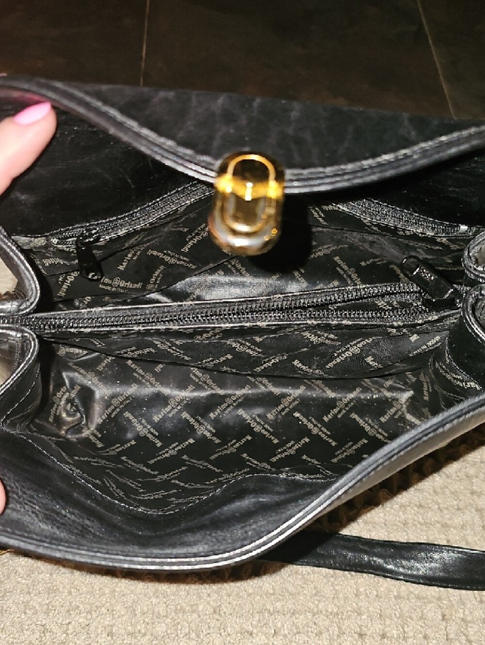 Marino Orlandi Black Leather Crossbody with Gold-Tone Lock - Picture 4 of 8